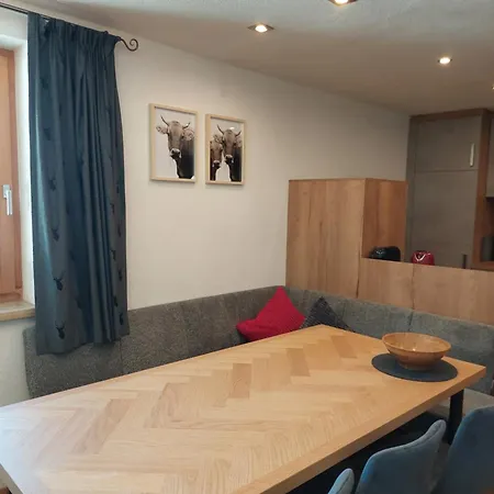 Tramunt Im Casada Apartment Galtuer